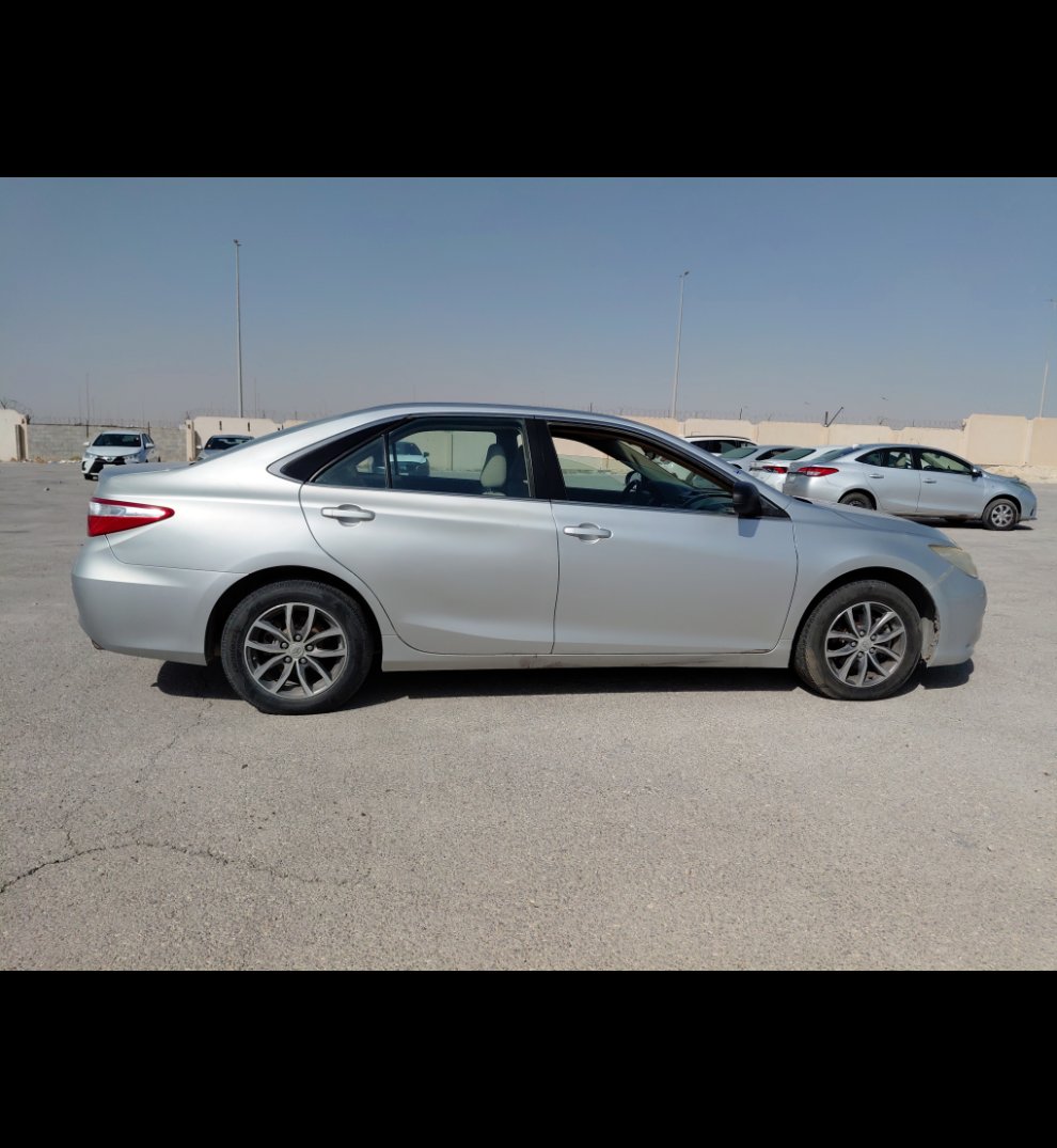 Toyota Camry GL 2016 image