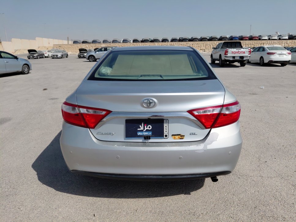 Toyota Camry GL 2016 image