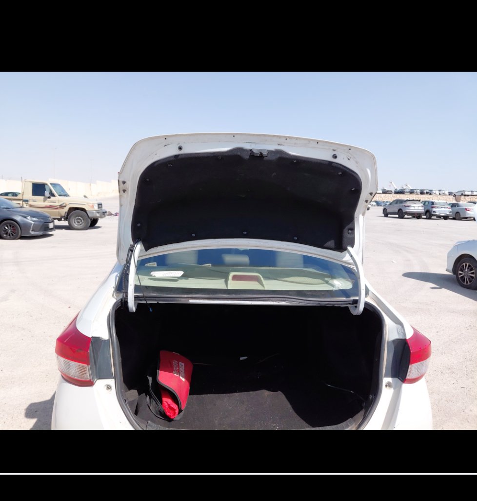 تويوتا يارس SD Y 2021 image