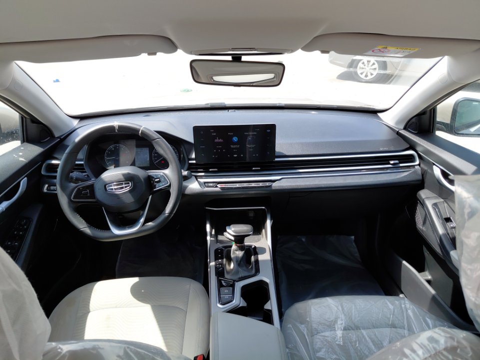 Geely Emgrand STD 2024 image