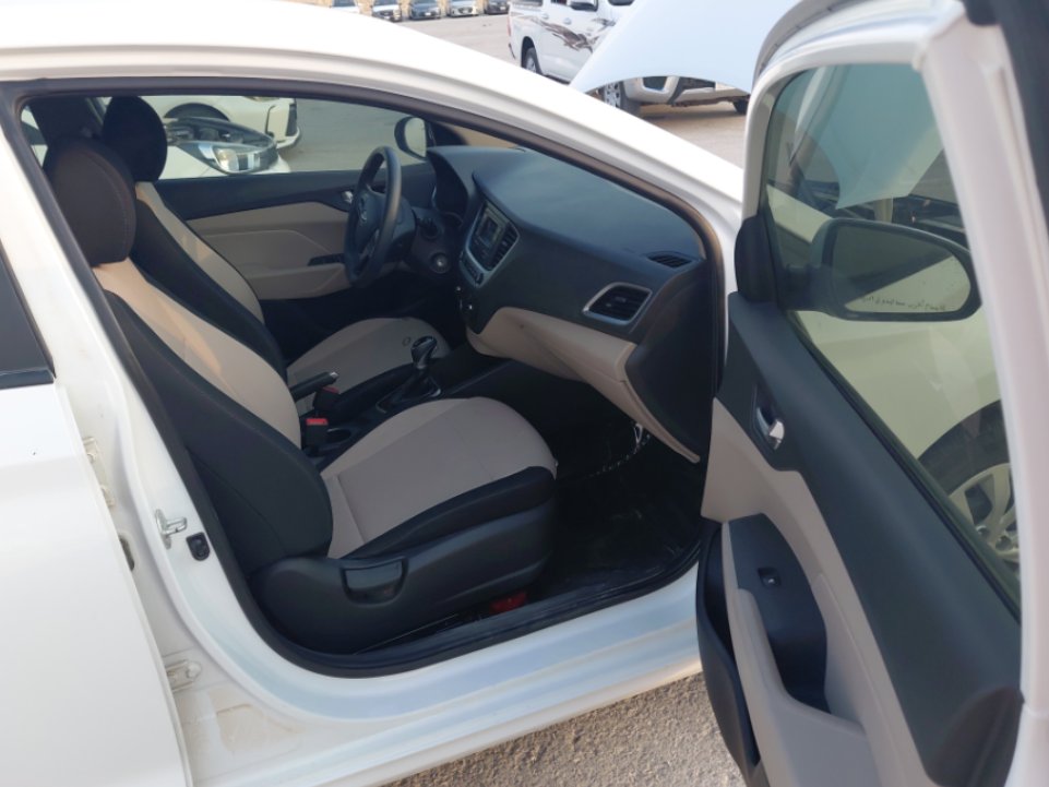 هيونداي أكسنت GL 2023 image