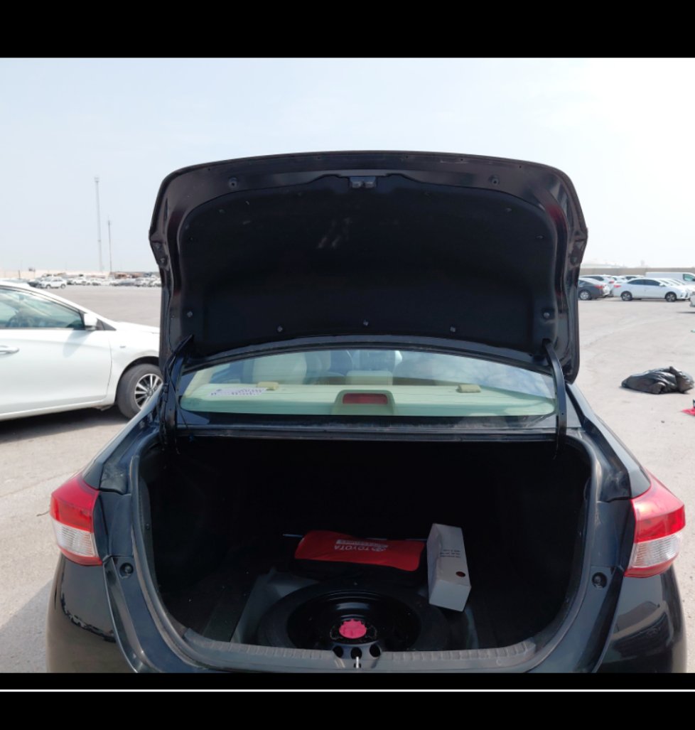 تويوتا يارس SD Y FLT 2020 image