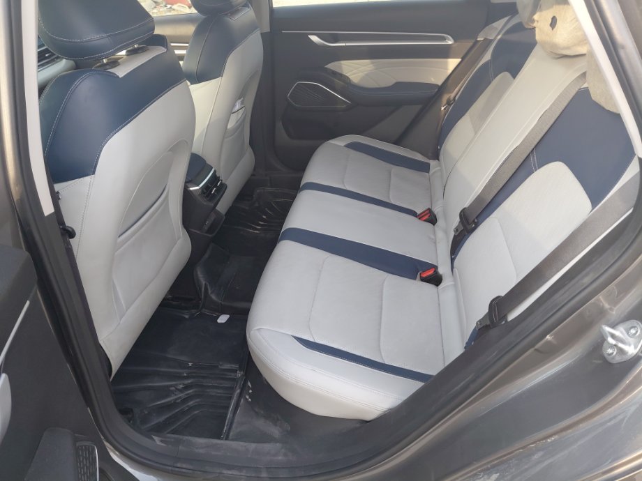 Geely Emgrand LUX 2024 image