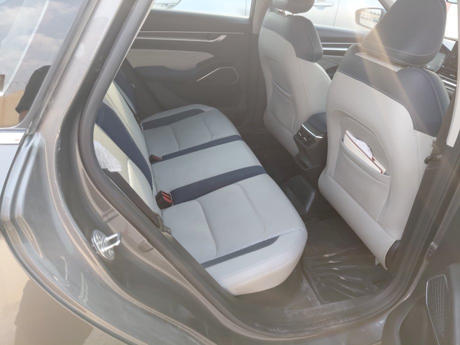 Geely Emgrand LUX 2024 image