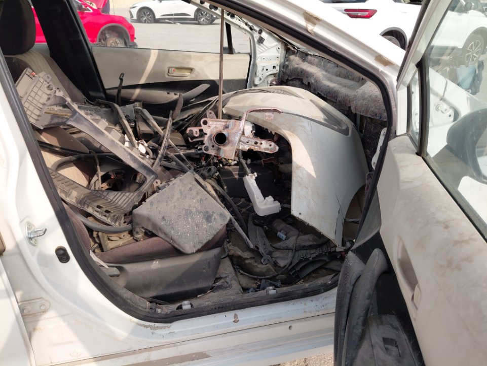 Toyota Corolla XLI -  تالف  2020 image