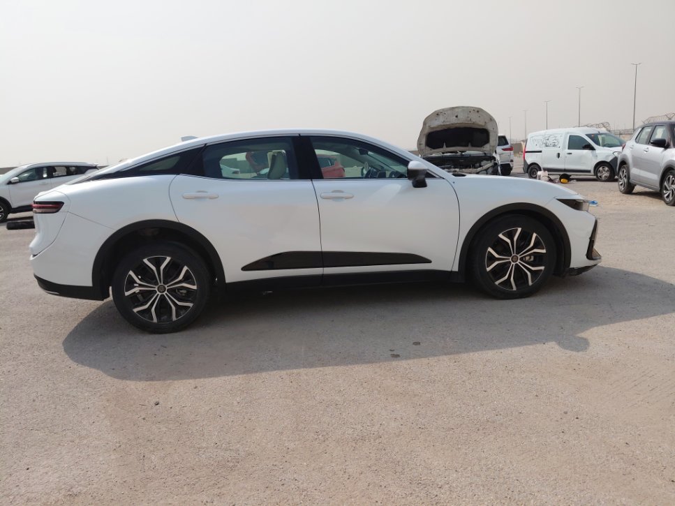 تويوتا كراون  PREMIUM HEV 1K FWD  2023 image