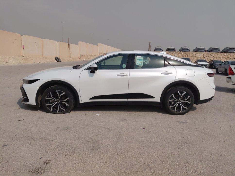 تويوتا كراون  PREMIUM HEV 1K FWD  2023 image