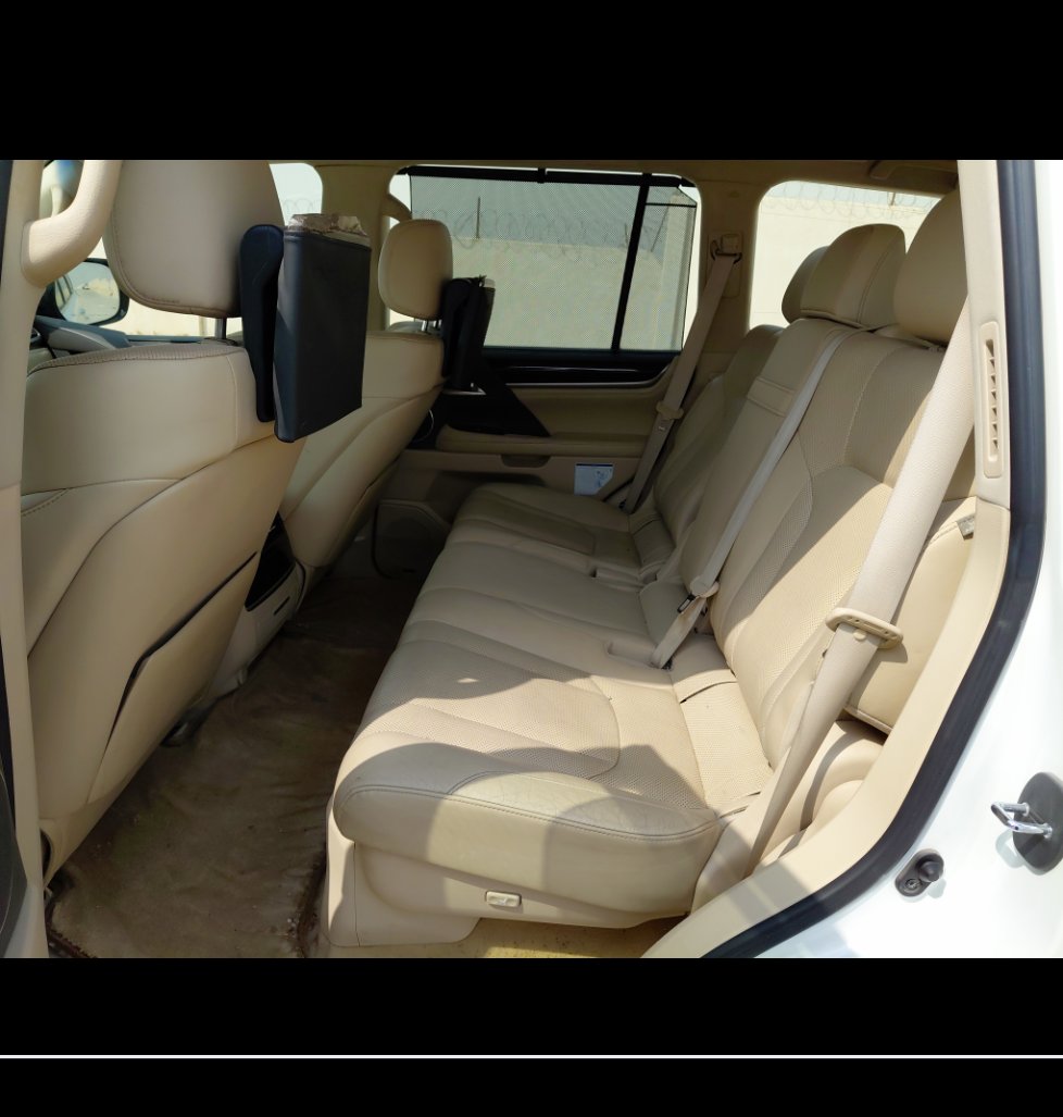 Lexus LX 570 2019 image