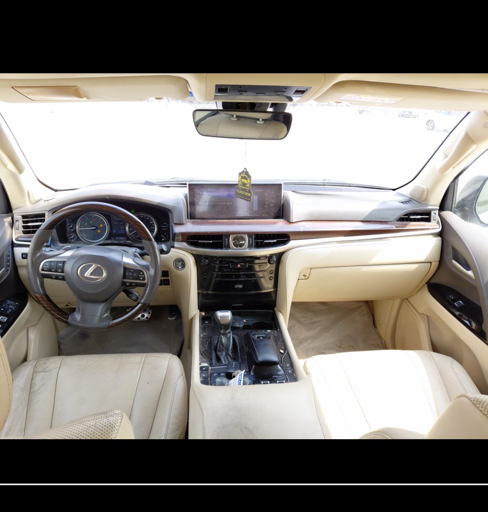 Lexus LX 570 2019 image