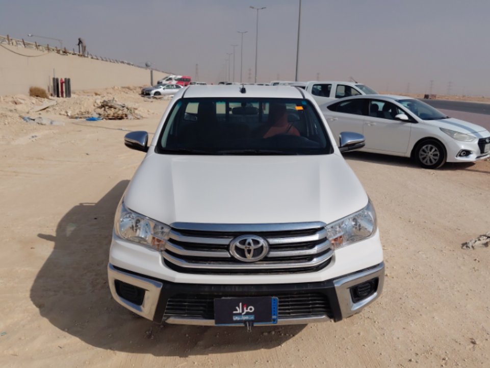 تويوتا هايلكس  2023