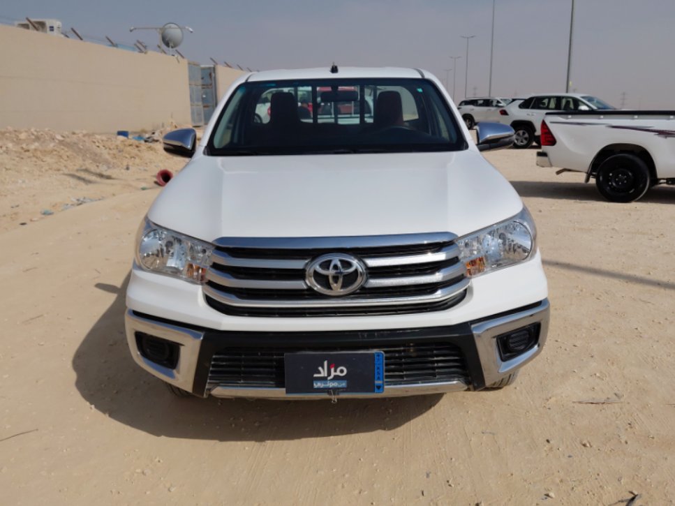 تويوتا هايلكس  2023