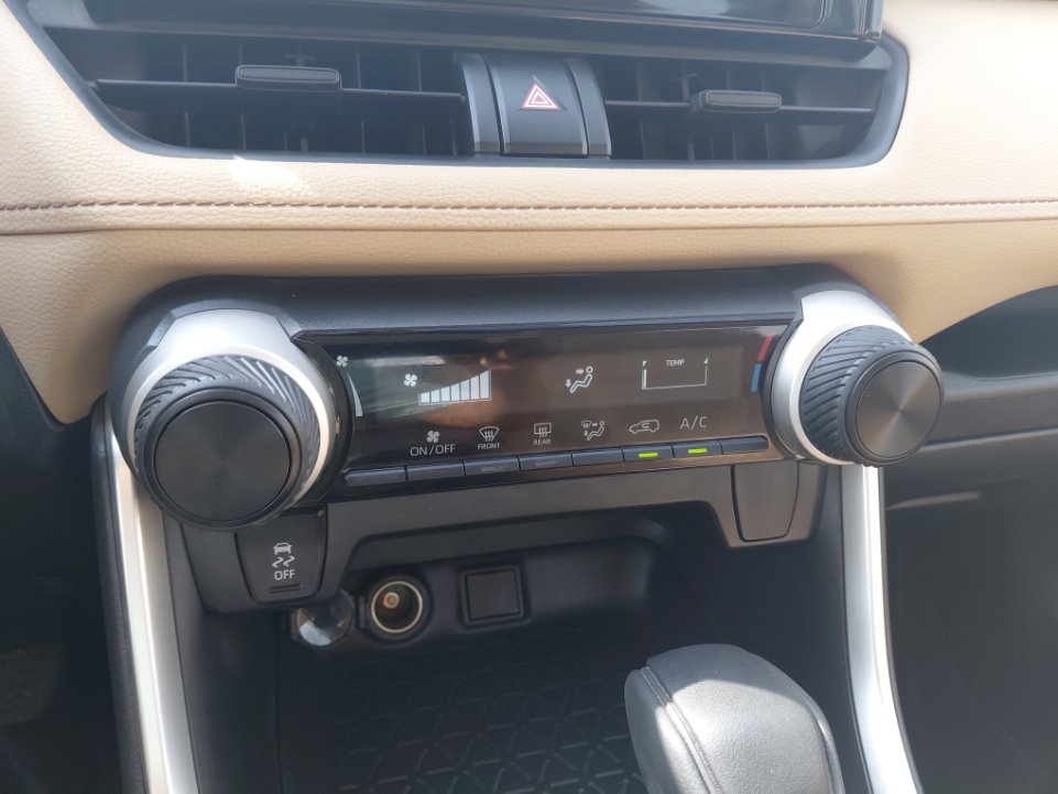 تويوتا راف فور AWD 2022 image