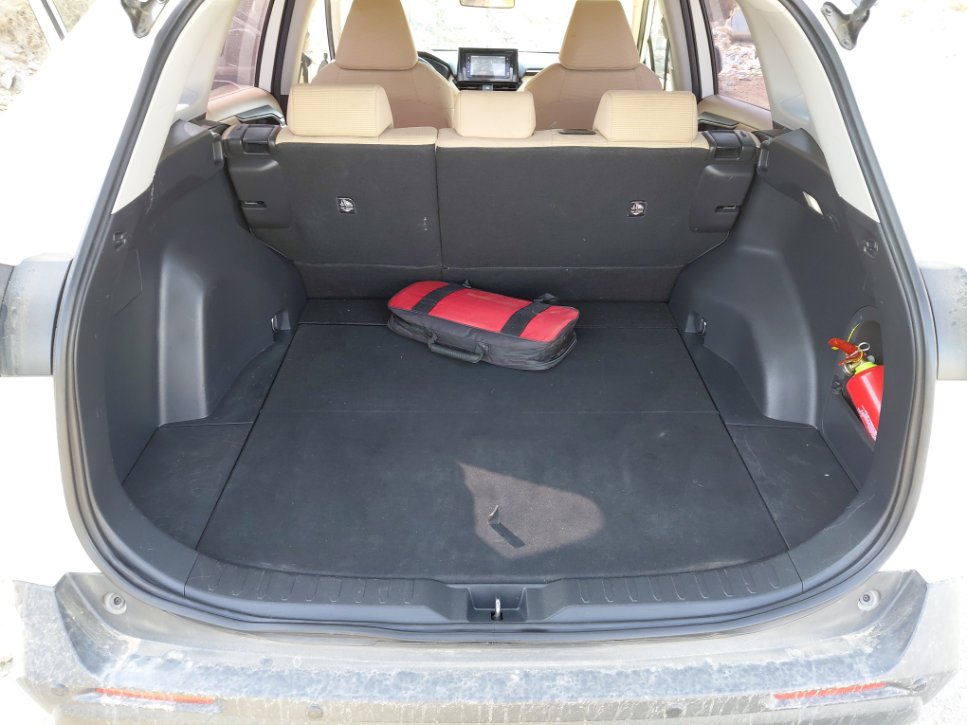 تويوتا راف فور LE HEV 4X4 2022 image