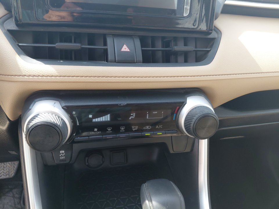 تويوتا راف فور AWD 2022 image