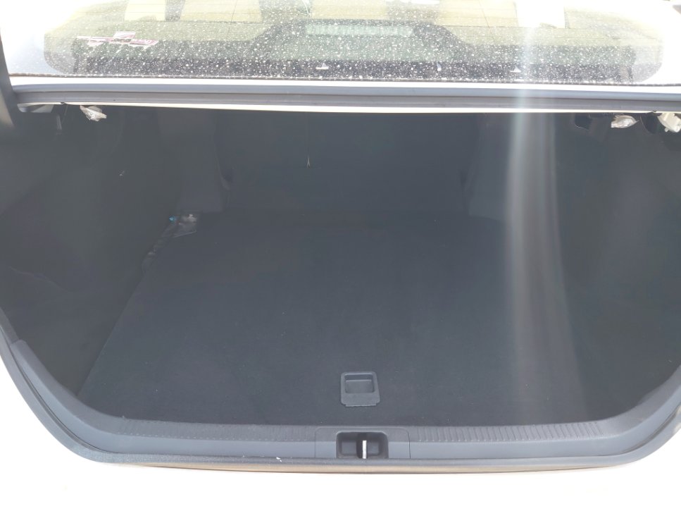 تويوتا كامري LE - STD 2023 image