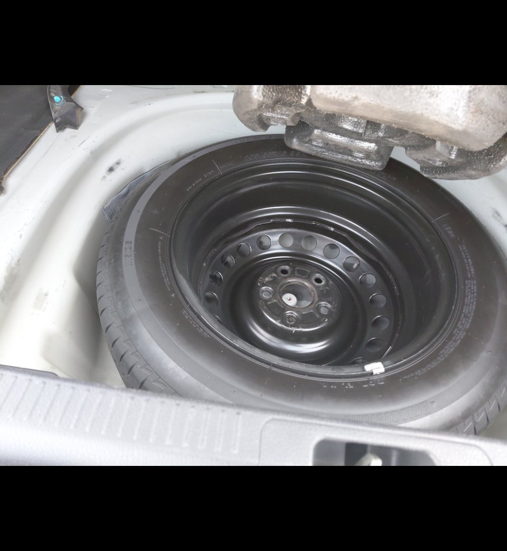 تويوتا كامري LE - STD 2023 image