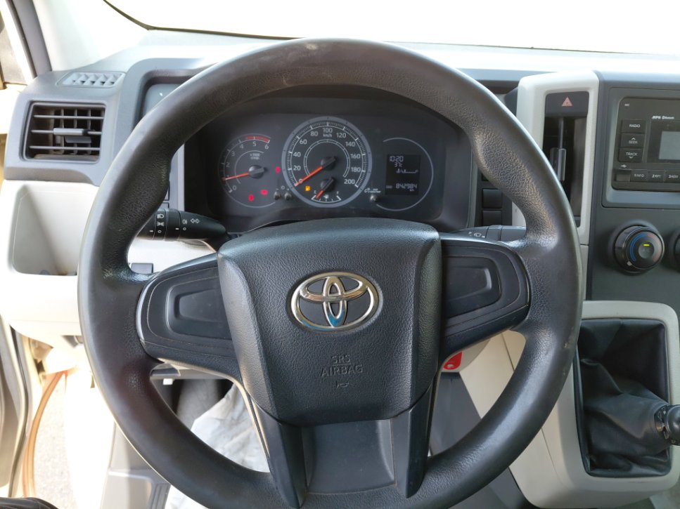 تويوتا هايس فان STD 2021 image