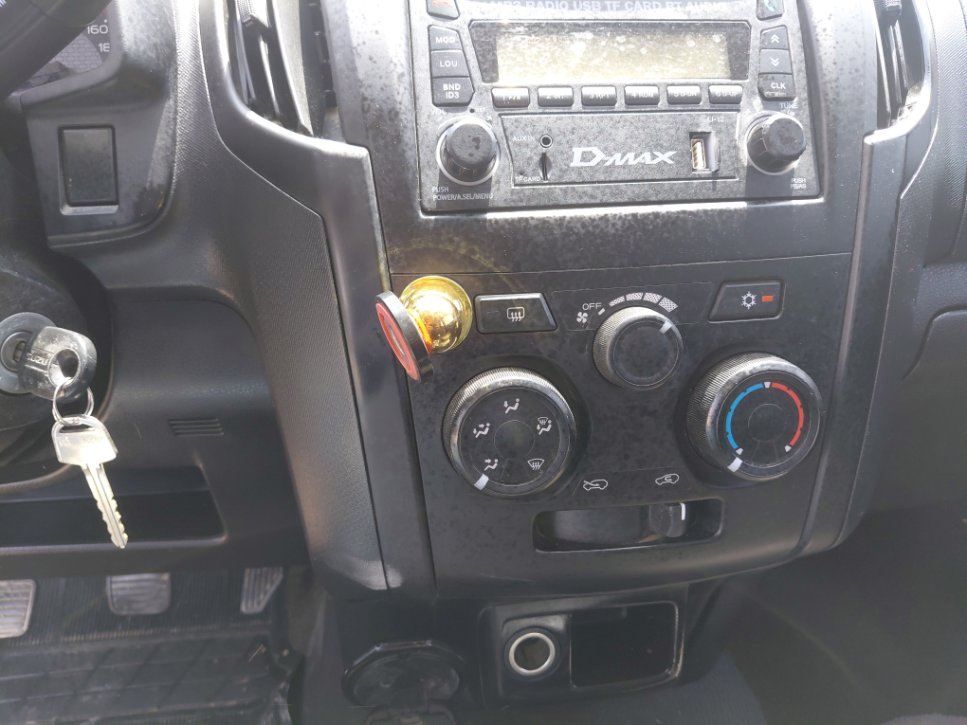 Isuzu D MAX  2021 image