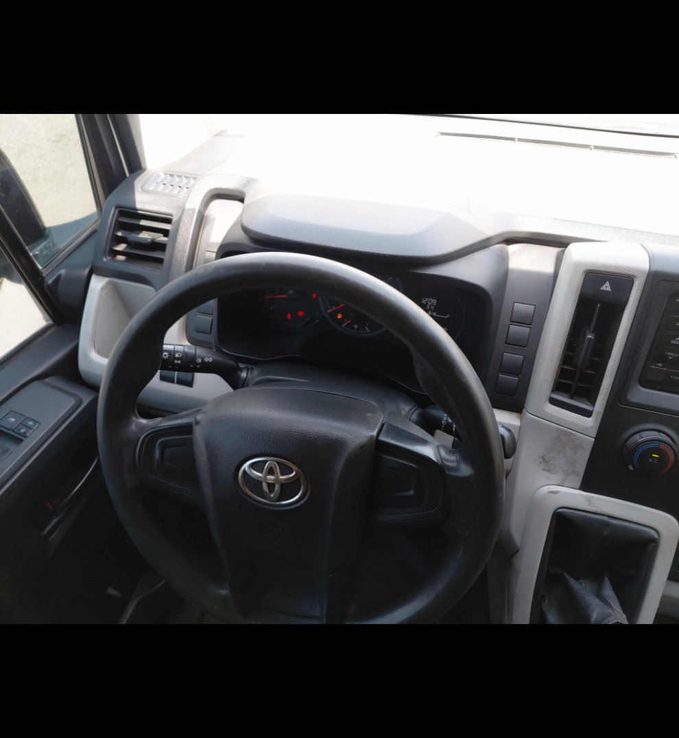 تويوتا هايس فان HIGH ROOF 2020 image