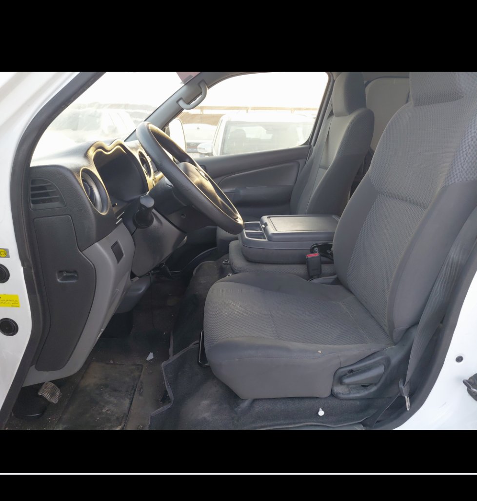 نيسان Urvan  2021 image