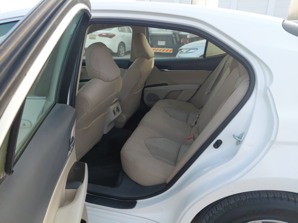 تويوتا كامري  2021 image