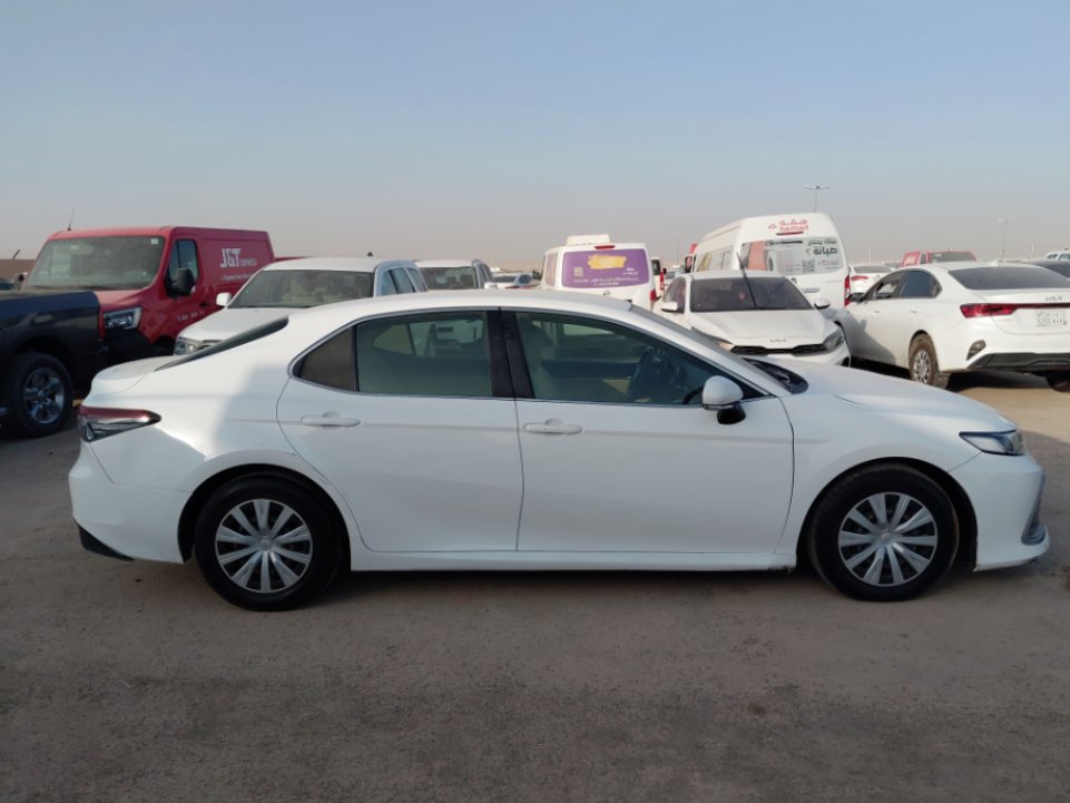 تويوتا كامري  2021 image