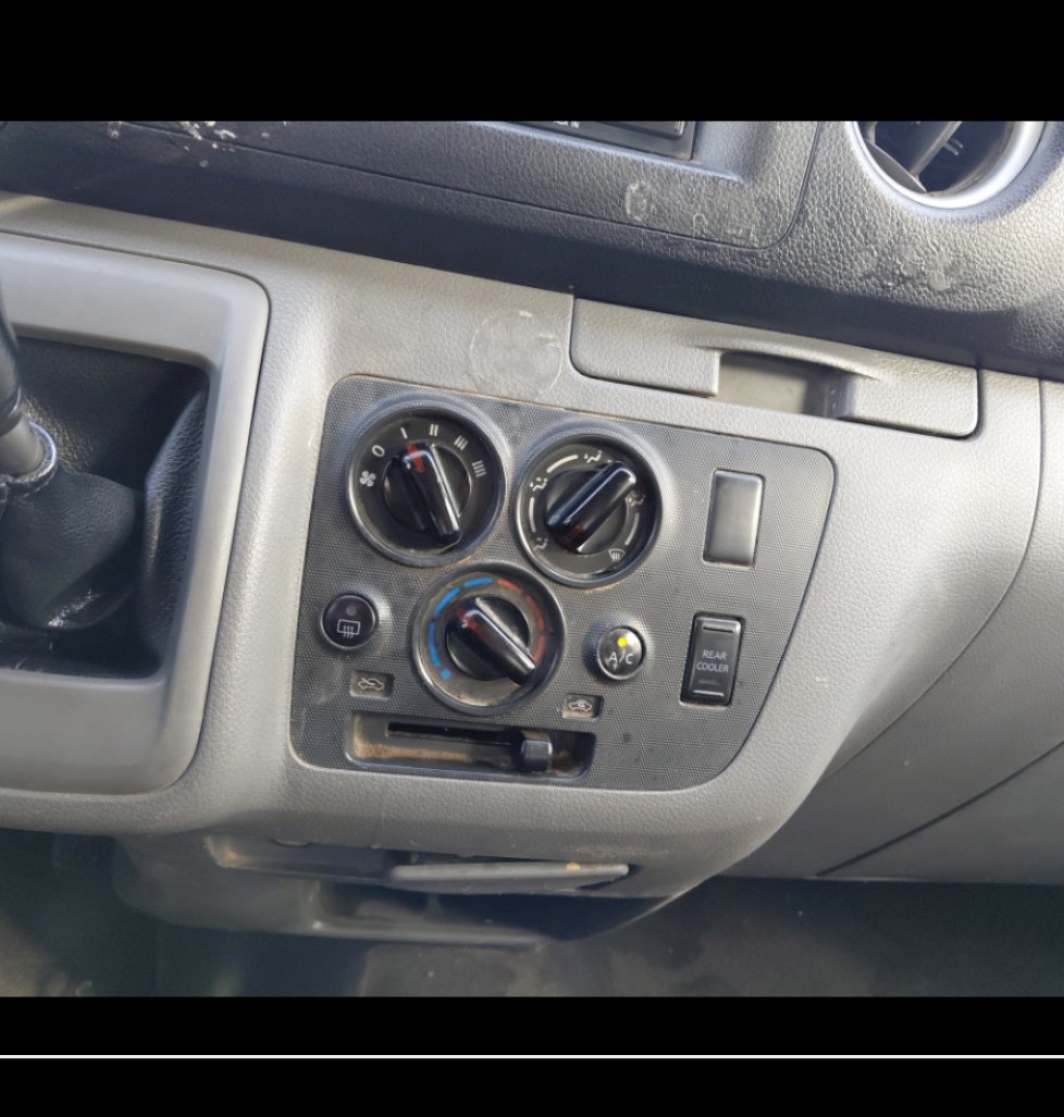 نيسان Urvan  2020 image