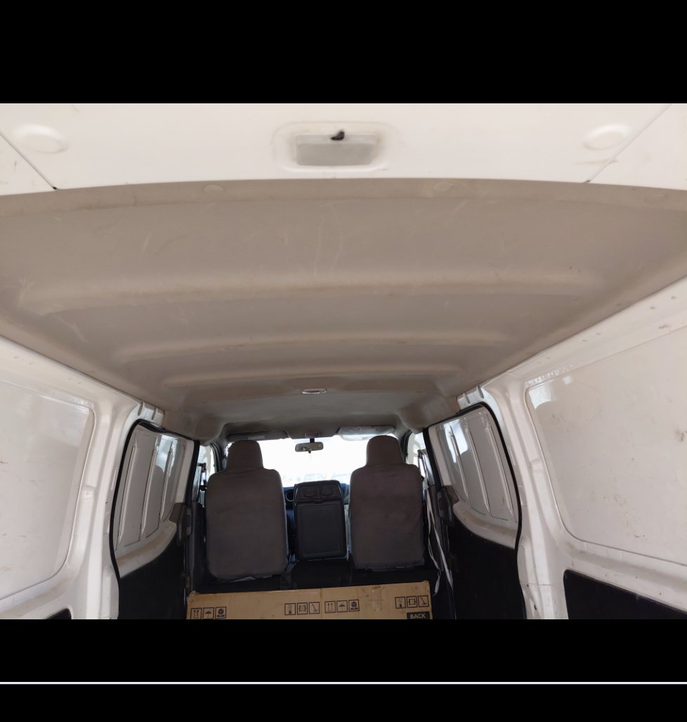 نيسان Urvan  2021 image