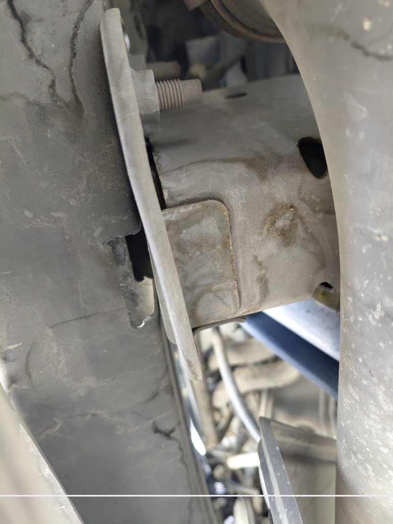 نيسان Urvan  2021 image