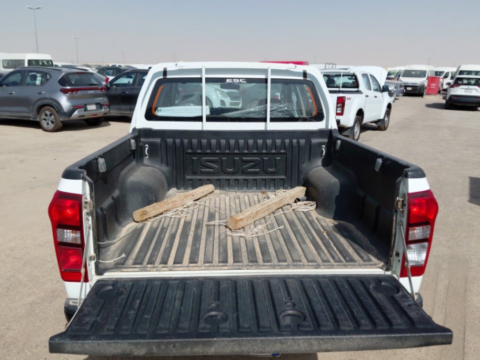 Isuzu D MAX 4x4 2024 image