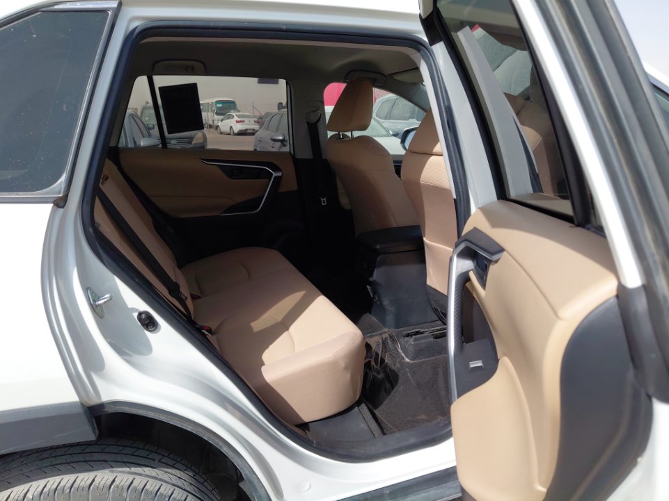 تويوتا راف فور AWD 2022 image