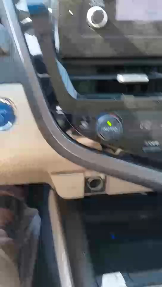 تويوتا كامري GLE HEV  2021 video