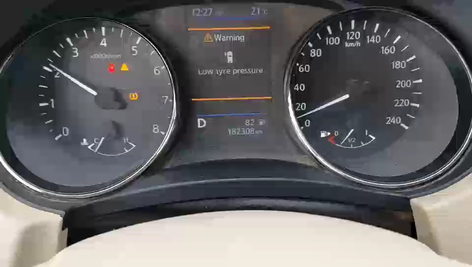 نيسان X-Trail S Sports - FWD 2020 video