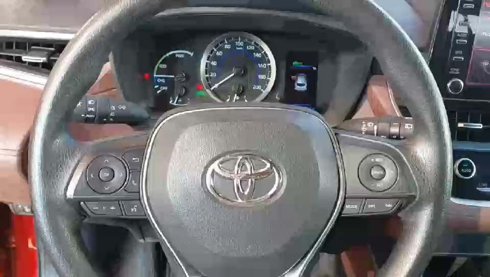 Toyota Corolla Cross  2022 video