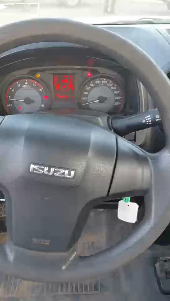 ايسوزو ديماكس 2X4 2021 video