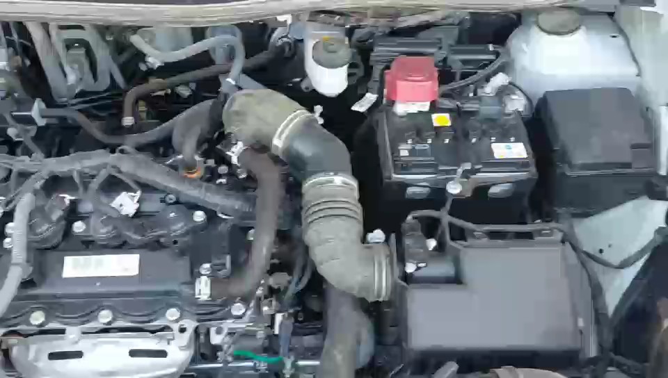 Toyota VELOZ GLX  2024 video