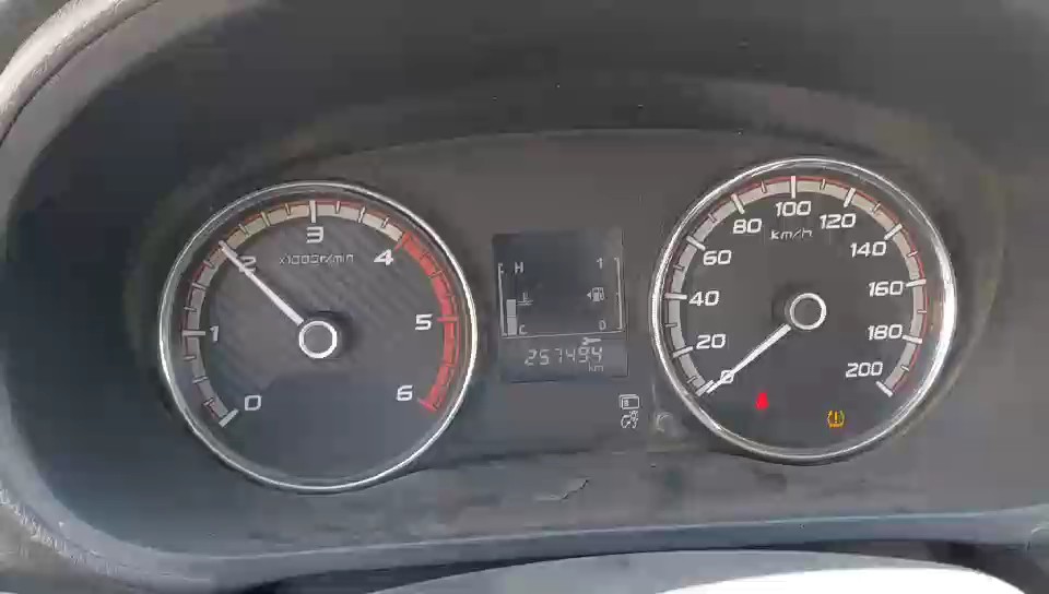 ميتسوبيشي L200 HL - 4X4-   2022 video