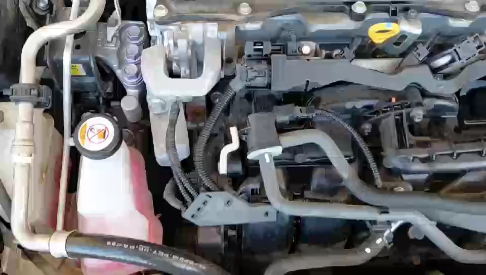 Toyota Camry GLE HEV  2023 video