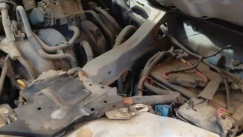 Toyota Hiace Van L1 H1  اساسي 2018 video