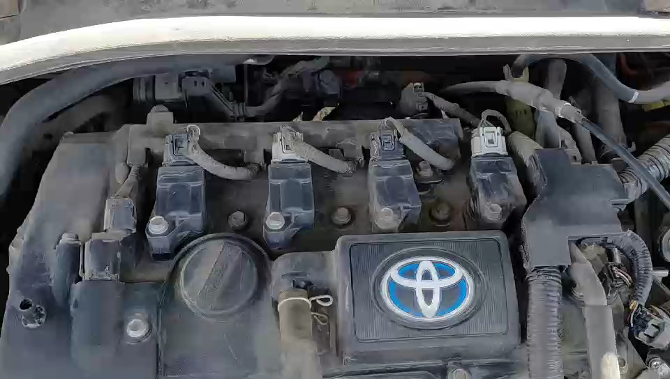 تويوتا كورولا كروس LE HEV  2021 video