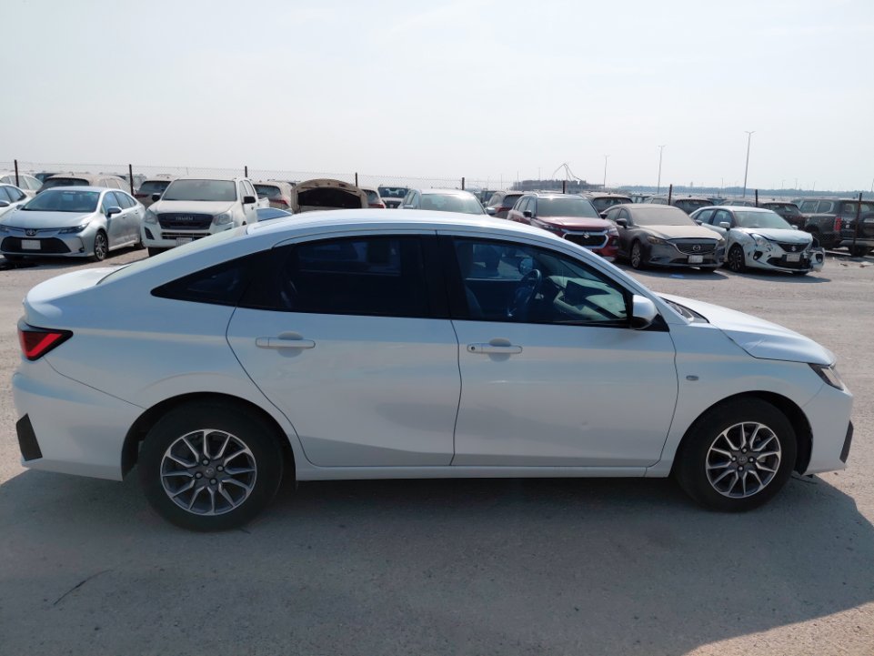 Toyota Yaris SD Y 2024 image