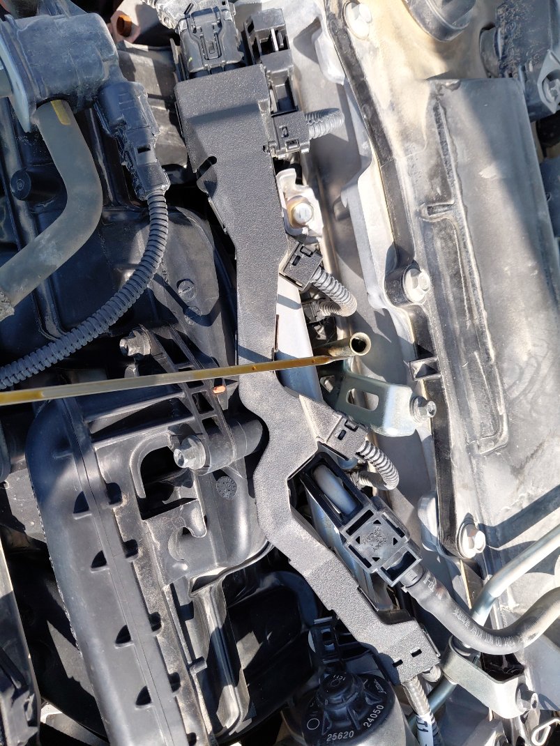 تويوتا كامري GLE HEV  2021 image