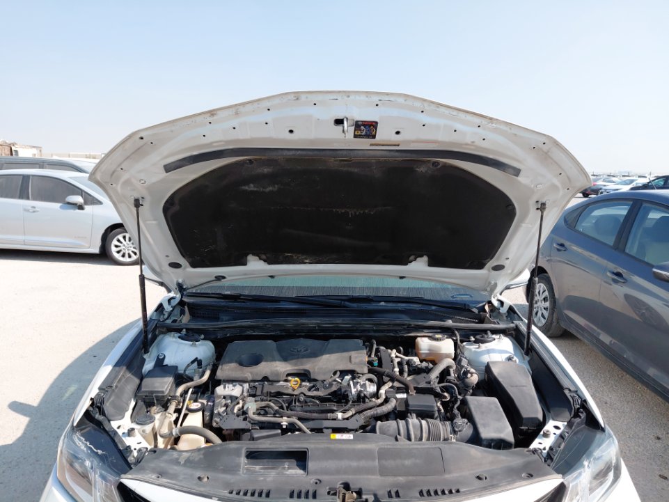 تويوتا كامري GLE HEV  2021 image