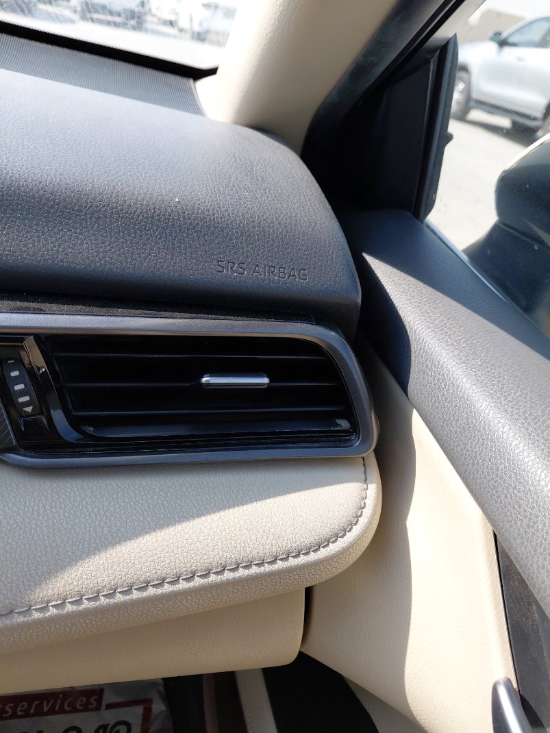 تويوتا كامري GLE HEV  2021 image