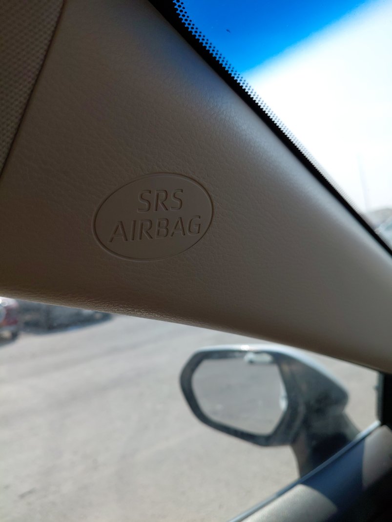 تويوتا كامري GLE HEV  2021 image