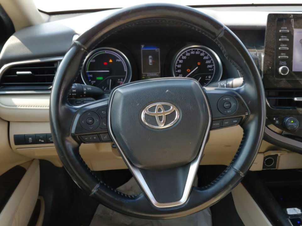 تويوتا كامري GLE HEV  2021 image