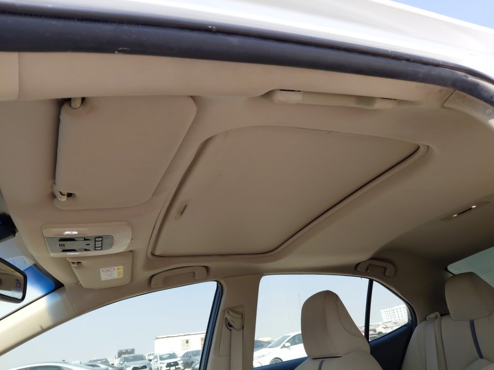 تويوتا كامري GLE HEV  2021 image