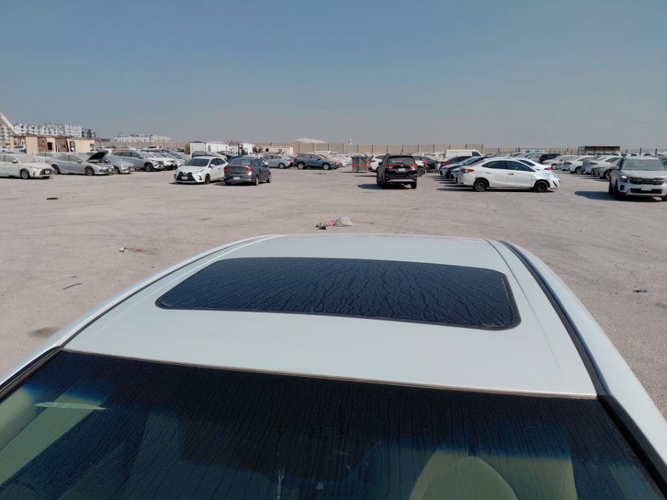 تويوتا كامري GLE HEV  2021 image