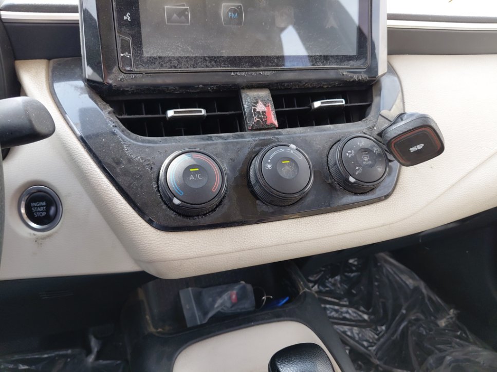 تويوتا كورولا XLI EXE M/R 2022 image