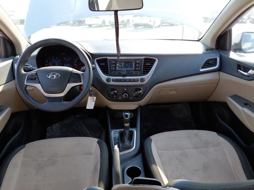 Hyundai Accent GL 2023 image